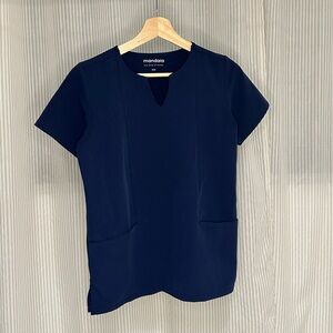 Mandala 5 Pocket Notch Neck Scrub Top